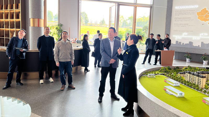 興合集團董事長趙有國調研慰問在川企業(yè)